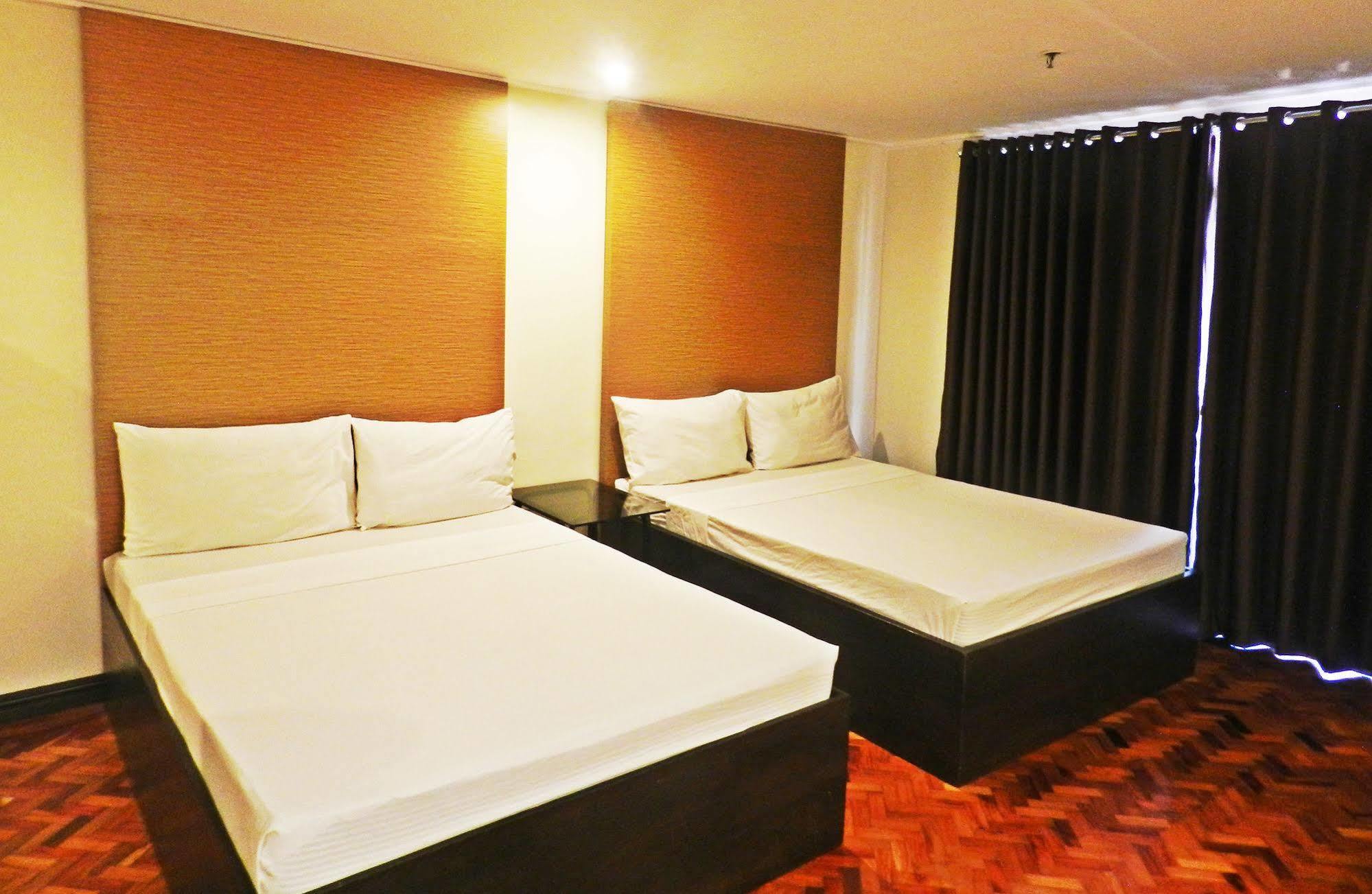 Salcedo Suites Makati City Exterior foto